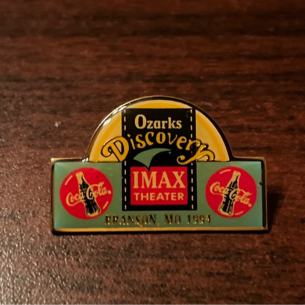 Vintage 1994 Coca-Cola Ozarks Discovery IMAX Theater Branson Missouri‎ Lapel Pin